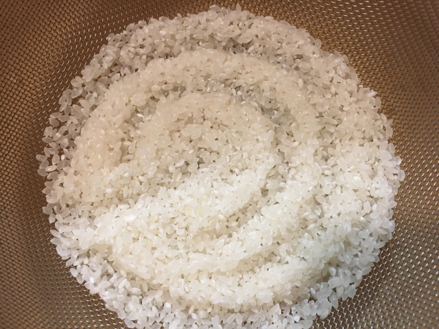 洗米しているお米
